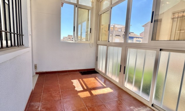Sale - Apartment / flat -
Orihuela Costa - Playa Flamenca
