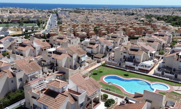 Sale - Apartment / flat -
Orihuela Costa - Playa Flamenca
