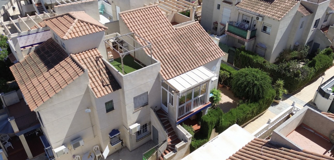 Sale - Apartment / flat -
Orihuela Costa - Playa Flamenca