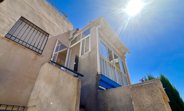 Sale - Apartment / flat -
Orihuela Costa - Playa Flamenca