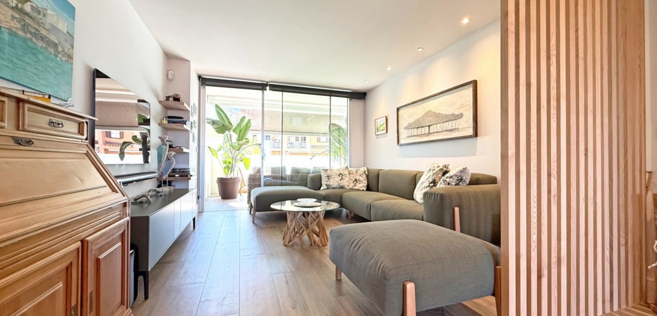 Herverkoop - Appartement / flat -
Cabo de Palos