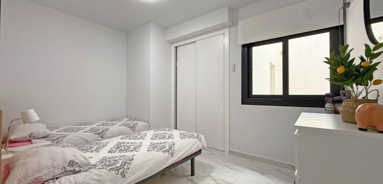 Sale - Apartment / flat -
Orihuela Costa - Los Altos