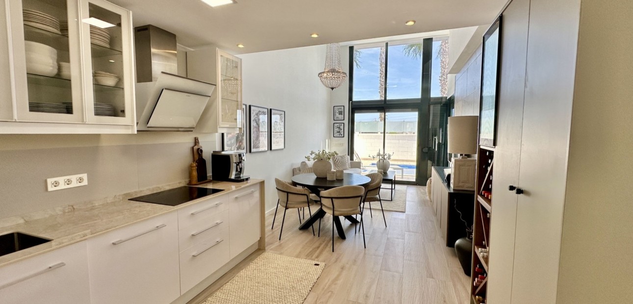 Sale - Detached Villa -
Orihuela Costa - Lomas de Cabo Roig