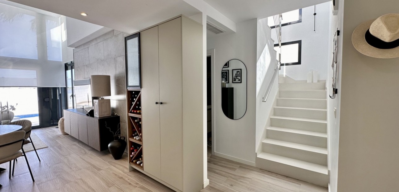 Sale - Detached Villa -
Orihuela Costa - Lomas de Cabo Roig