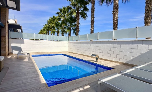 Sale - Detached Villa -
Orihuela Costa - Lomas de Cabo Roig