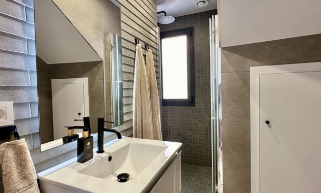 Sale - Detached Villa -
Orihuela Costa - Lomas de Cabo Roig