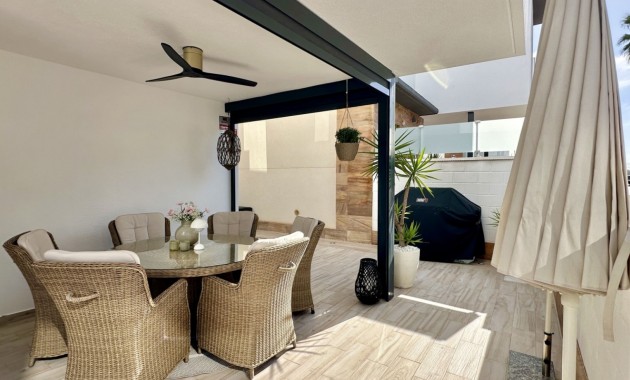 Sale - Detached Villa -
Orihuela Costa - Lomas de Cabo Roig