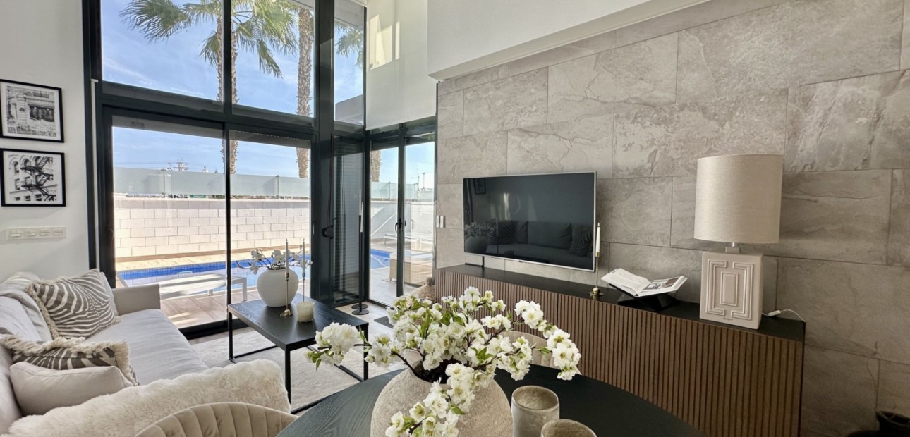 Sale - Detached Villa -
Orihuela Costa - Lomas de Cabo Roig