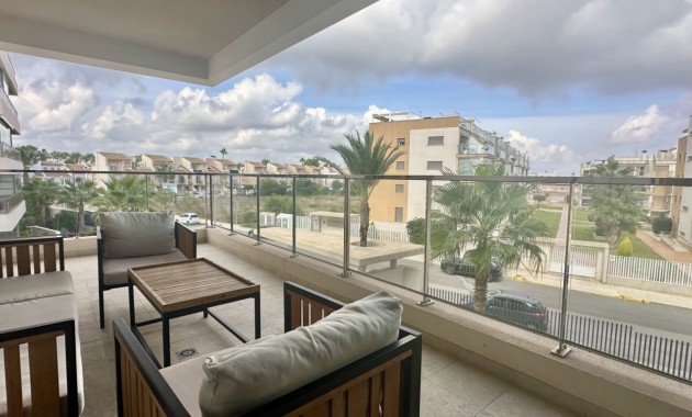 Sale - Apartment / flat -
Orihuela Costa - Villamartin