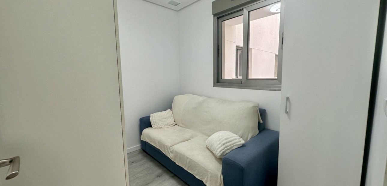 Sale - Apartment / flat -
Orihuela Costa - Villamartin