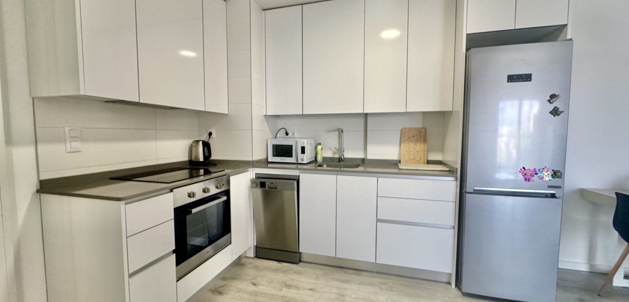 Sale - Apartment / flat -
Orihuela Costa - Villamartin