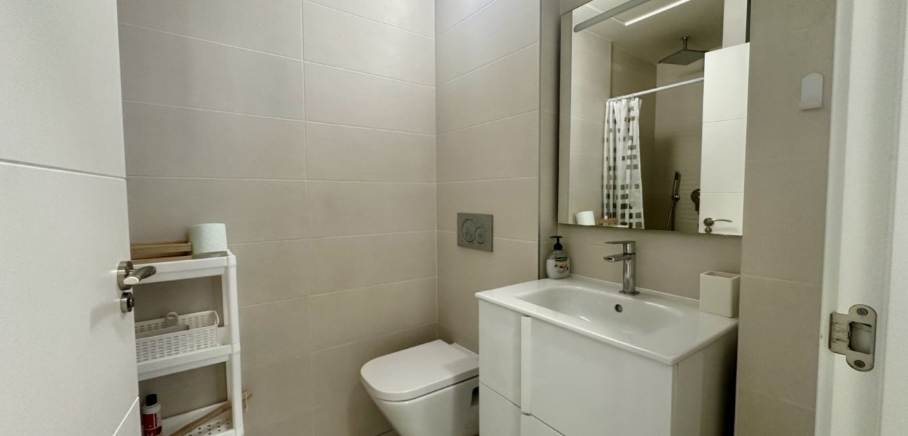 Sale - Apartment / flat -
Orihuela Costa - Villamartin