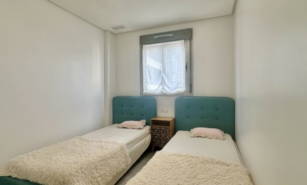 Sale - Apartment / flat -
Orihuela Costa - Villamartin