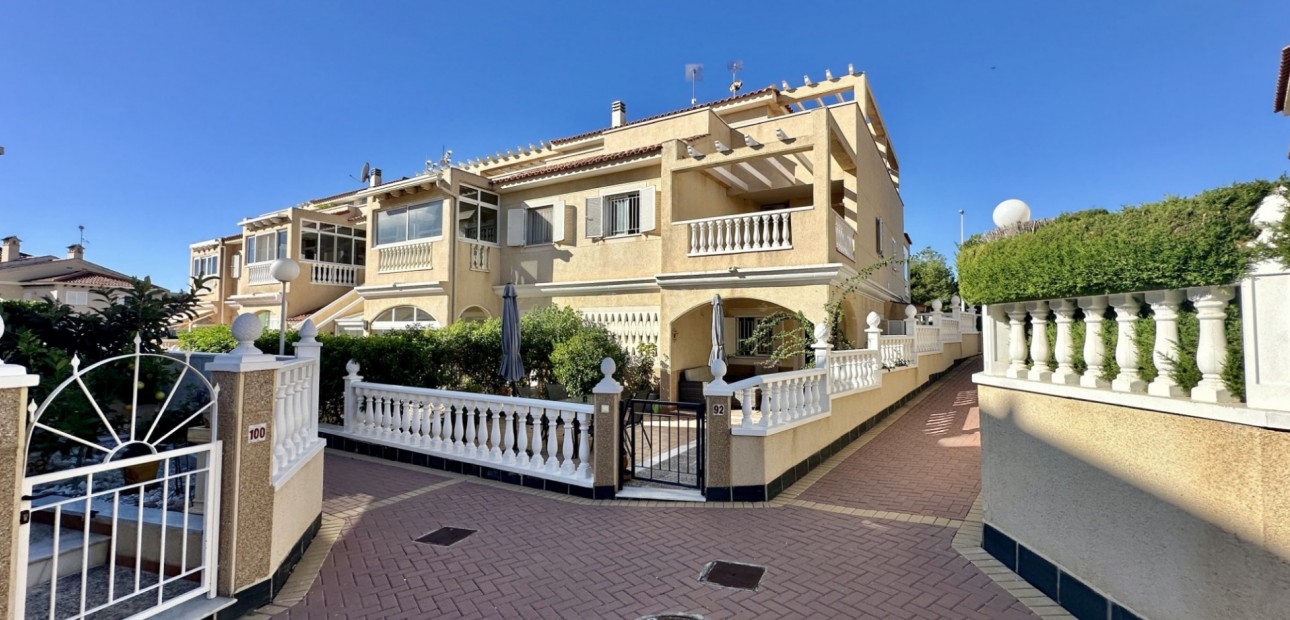 Sale - Duplex -
Orihuela Costa - Playa Flamenca