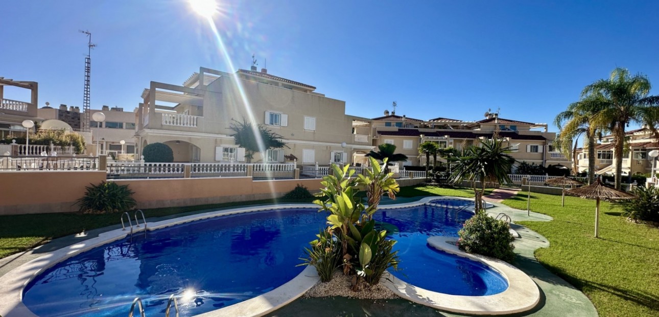 Sale - Duplex -
Orihuela Costa - Playa Flamenca