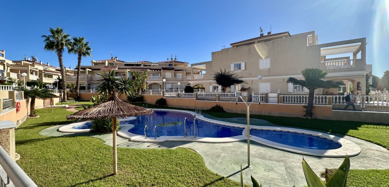Sale - Duplex -
Orihuela Costa - Playa Flamenca