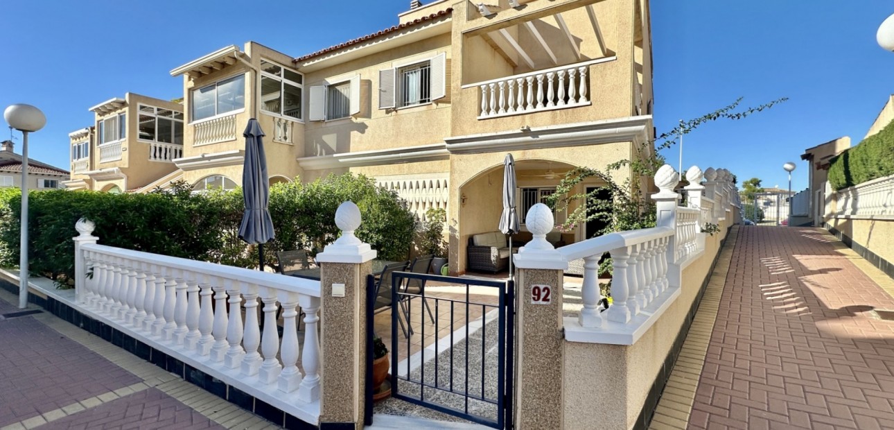 Sale - Duplex -
Orihuela Costa - Playa Flamenca