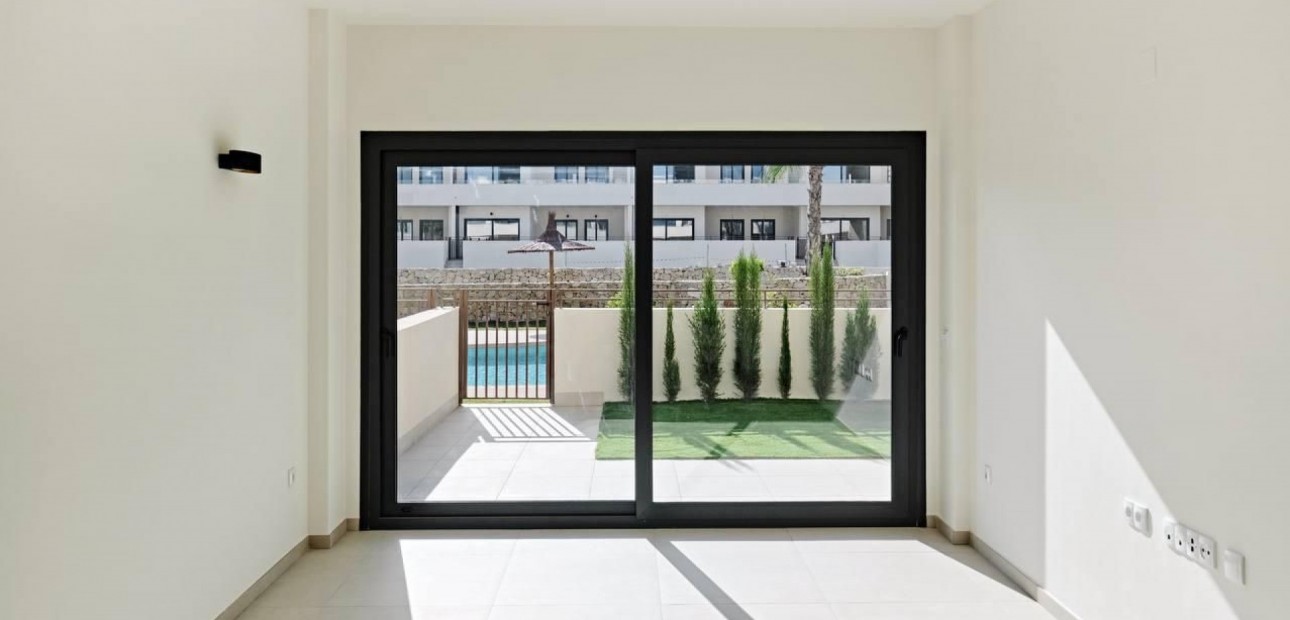 Sale - Apartment / flat -
Torrevieja - La Veleta