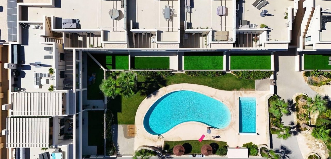 Sale - Apartment / flat -
Torrevieja - La Veleta