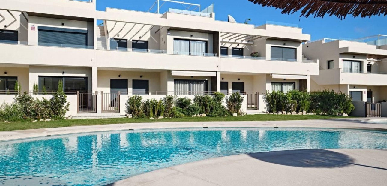 Sale - Apartment / flat -
Torrevieja - La Veleta