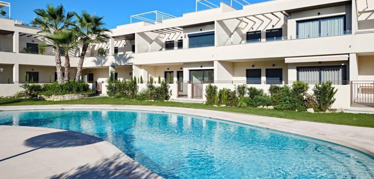 Sale - Apartment / flat -
Torrevieja - La Veleta