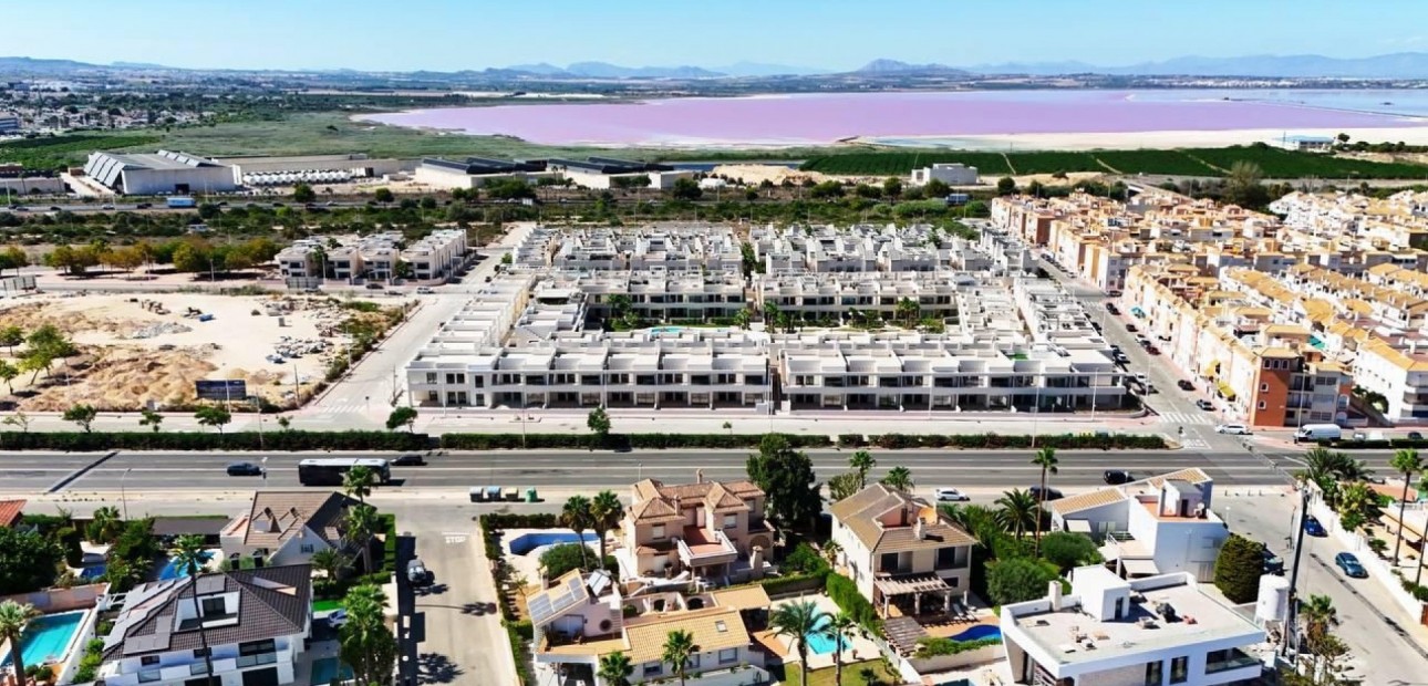 Sale - Apartment / flat -
Torrevieja - La Veleta