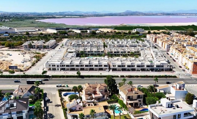 Sale - Apartment / flat -
Torrevieja - La Veleta