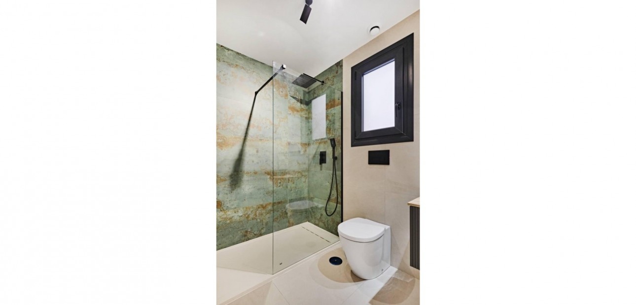 Sale - Apartment / flat -
Torrevieja - La Veleta