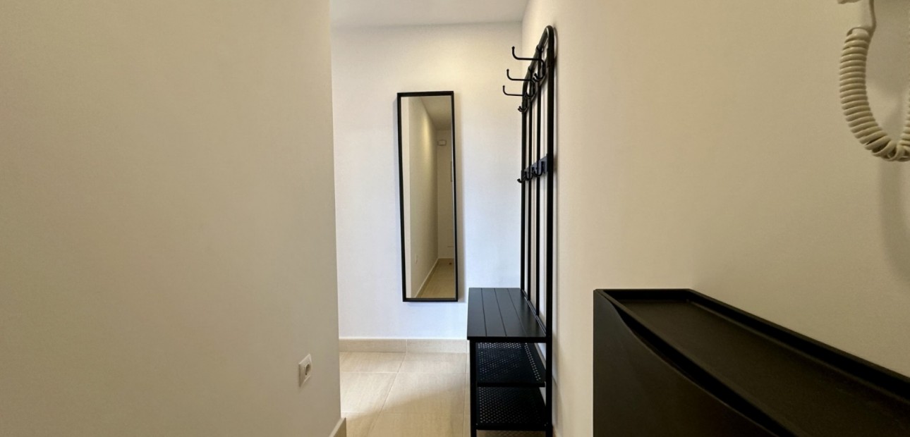 Sale - Apartment / flat -
San Miguel de Salinas - San Miguel - Town