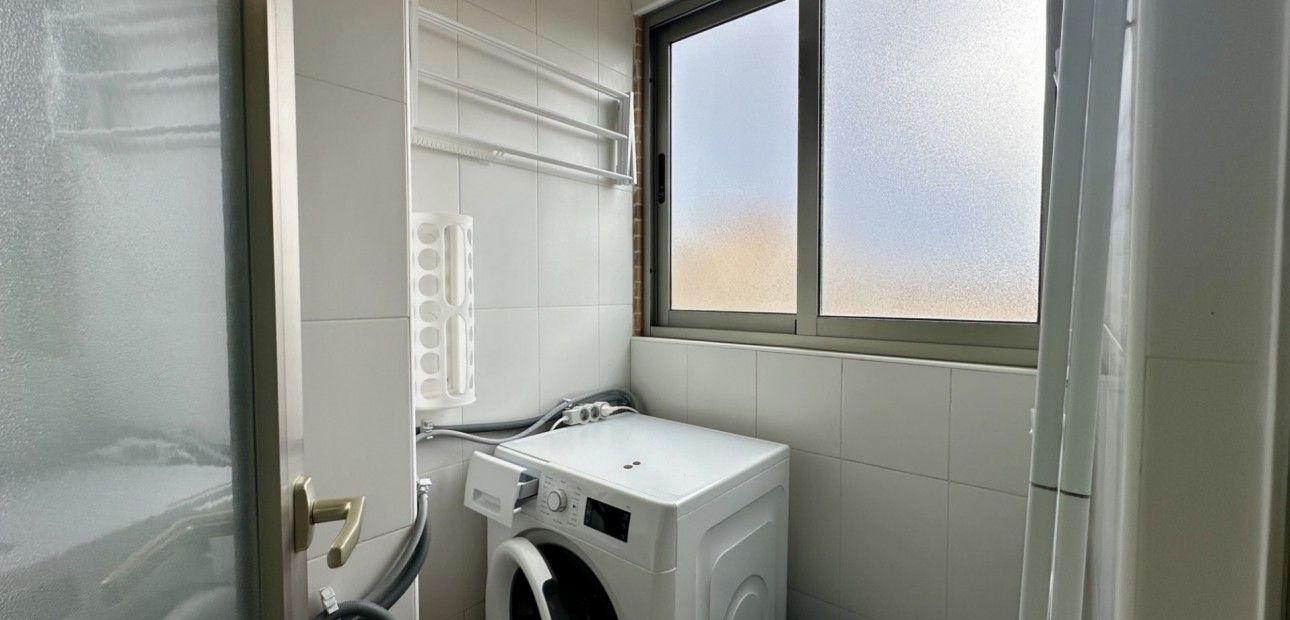 Sale - Apartment / flat -
San Miguel de Salinas - San Miguel - Town