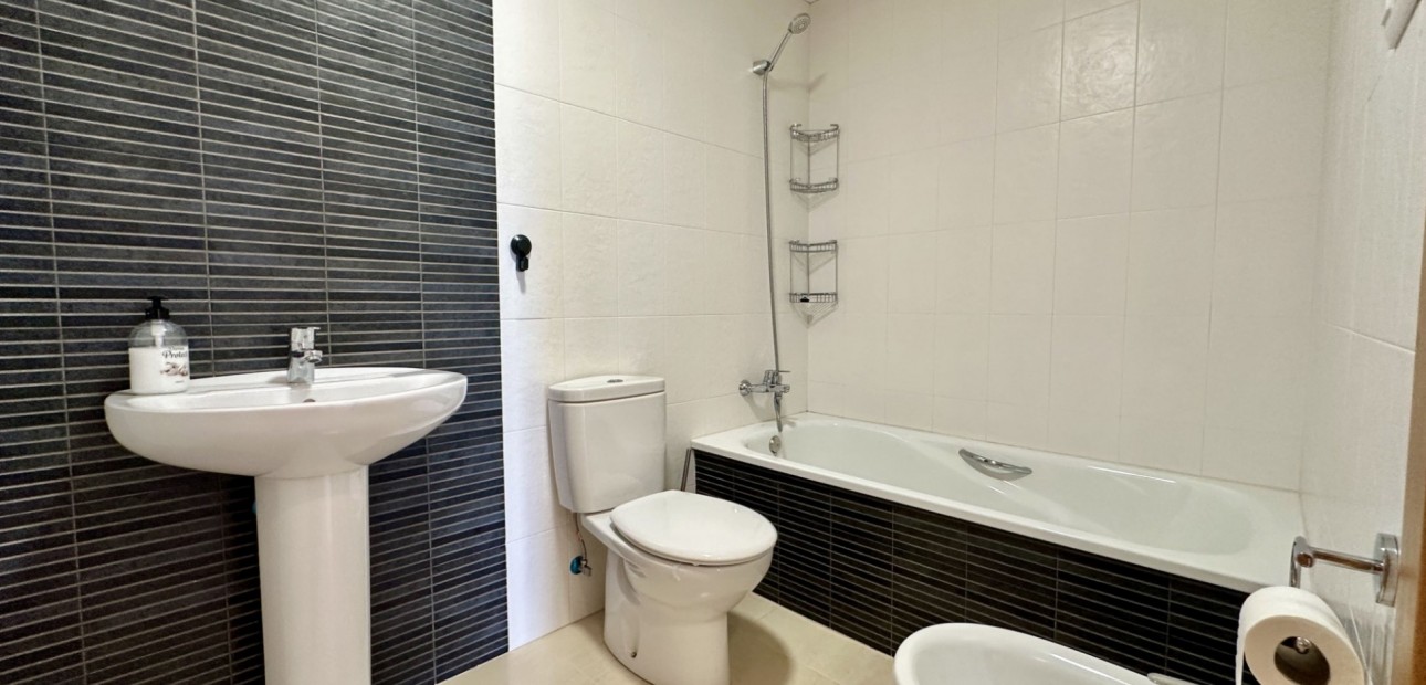 Sale - Apartment / flat -
San Miguel de Salinas - San Miguel - Town