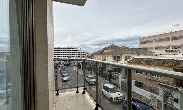 Sale - Apartment / flat -
San Miguel de Salinas - San Miguel - Town