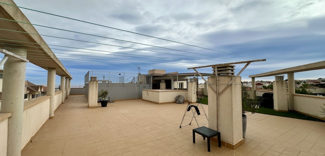 Sale - Apartment / flat -
San Miguel de Salinas - San Miguel - Town