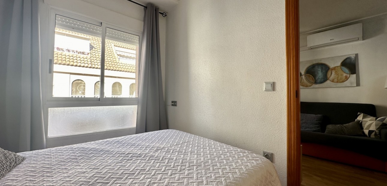 Sale - Apartment / flat -
Torrevieja