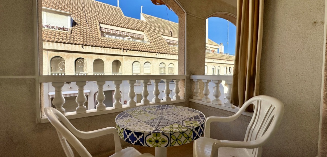 Sale - Apartment / flat -
Torrevieja