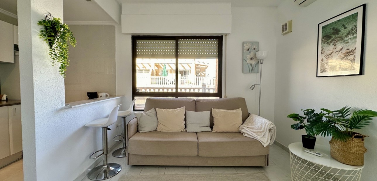 Sale - Apartment / flat -
Torrevieja