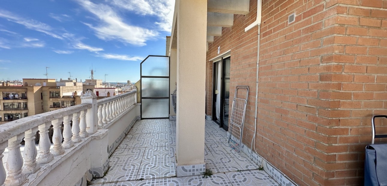 Sale - Apartment / flat -
Torrevieja