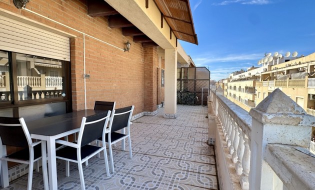 Sale - Apartment / flat -
Torrevieja