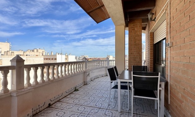 Sale - Apartment / flat -
Torrevieja