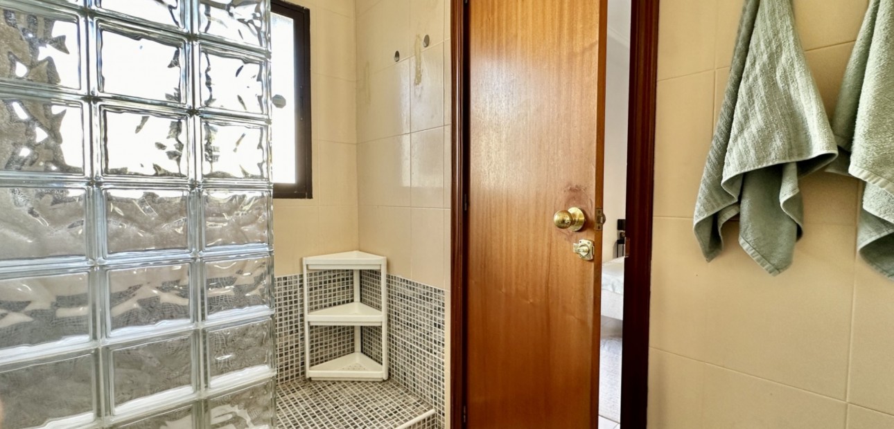 Sale - Apartment / flat -
Torrevieja