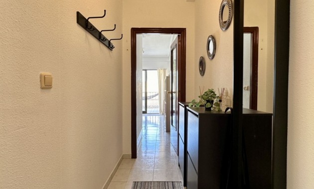 Sale - Apartment / flat -
Torrevieja