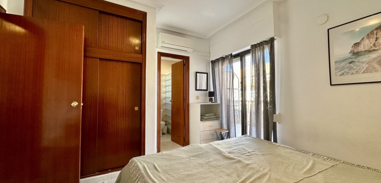 Sale - Apartment / flat -
Torrevieja