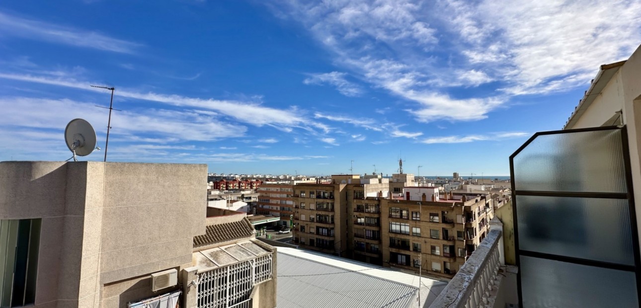 Sale - Apartment / flat -
Torrevieja