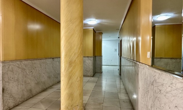 Sale - Apartment / flat -
Torrevieja