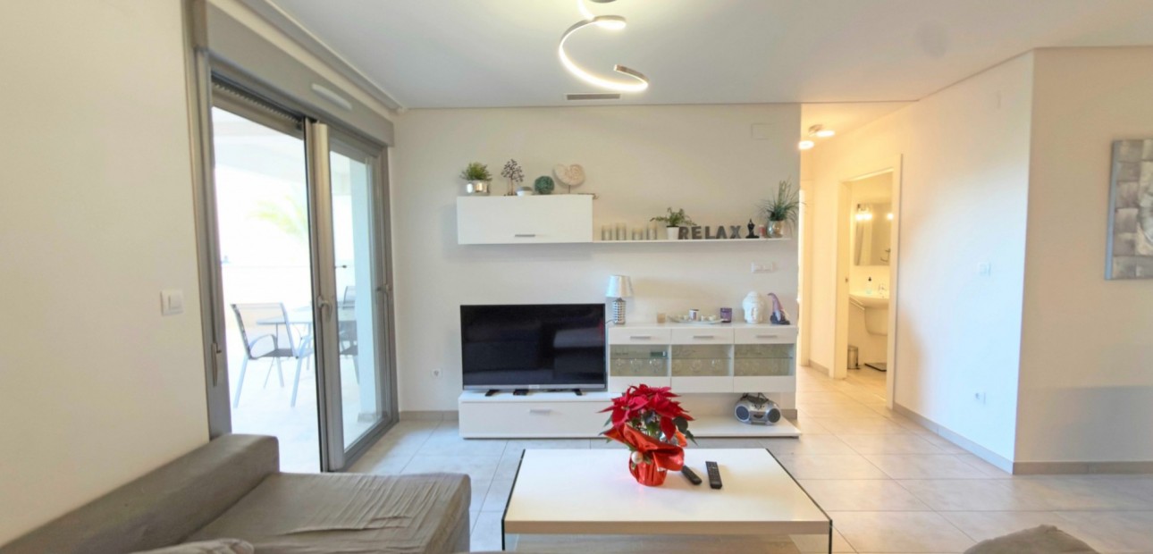 Sale - Apartment / flat -
Orihuela Costa - Los Dolses