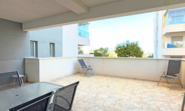 Sale - Apartment / flat -
Orihuela Costa - Los Dolses