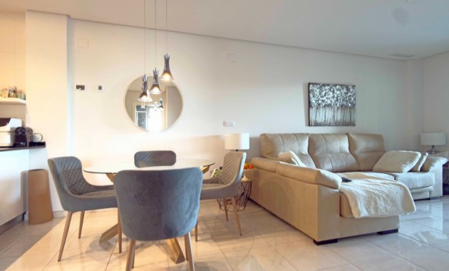 Sale - Apartment / flat -
Orihuela Costa - Los Dolses