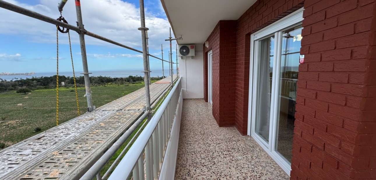 Sale - Apartment / flat -
Orihuela Costa - Punta Prima