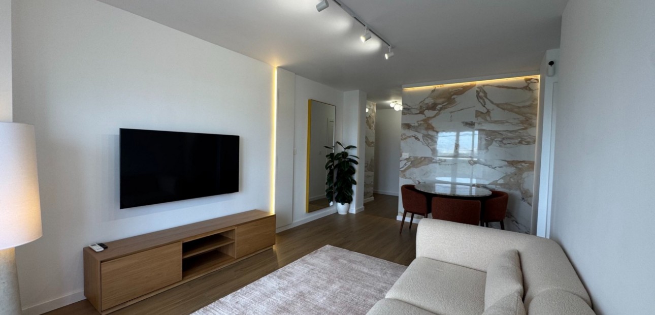 Sale - Apartment / flat -
Orihuela Costa - Punta Prima