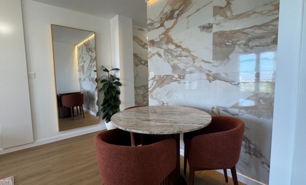 Sale - Apartment / flat -
Orihuela Costa - Punta Prima